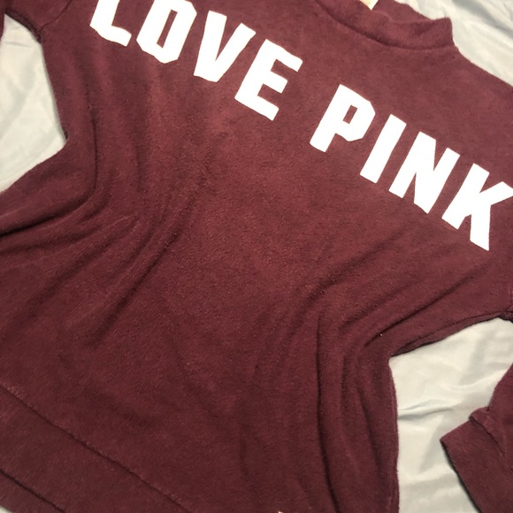 💥never wore💥 VS PINK shirt perfect for fall - Picture 1 of 5